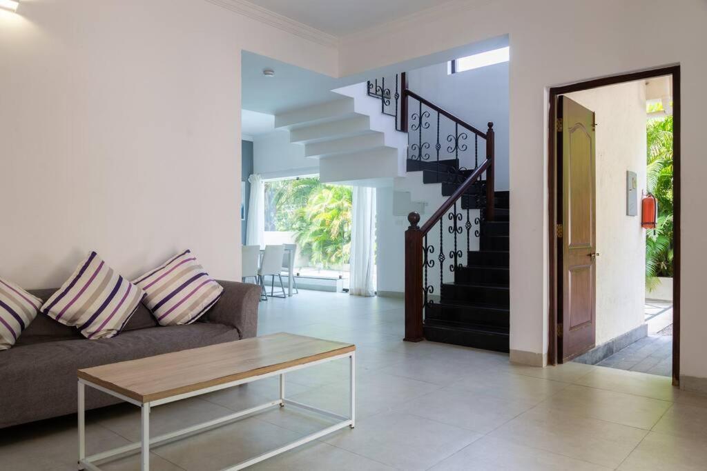Villa Mansions By Pinto Rosario *